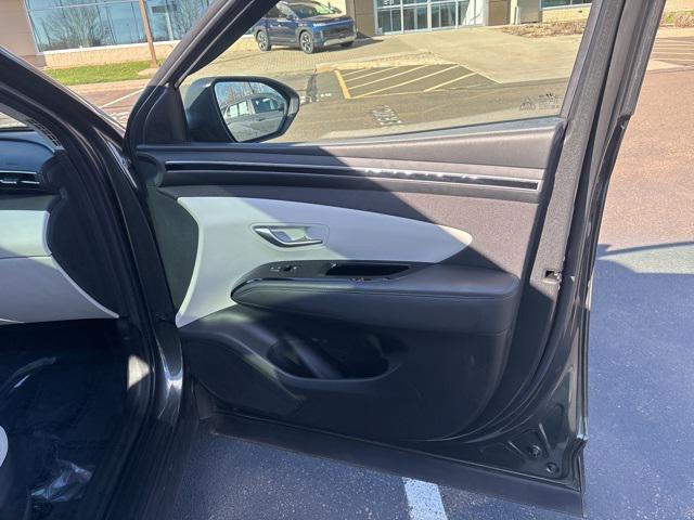 used 2024 Hyundai TUCSON Hybrid car, priced at $25,495