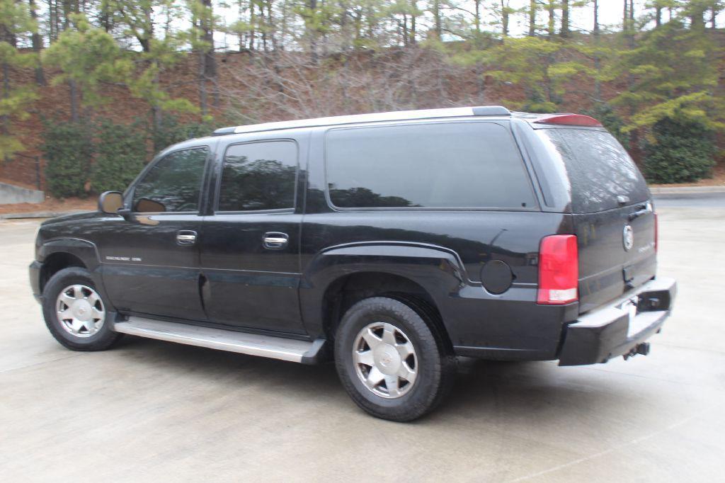used 2006 Cadillac Escalade ESV car, priced at $6,990