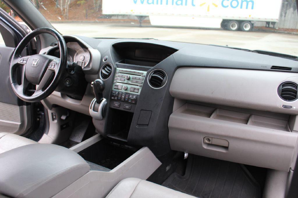 used 2011 Honda Pilot car, priced at $5,990
