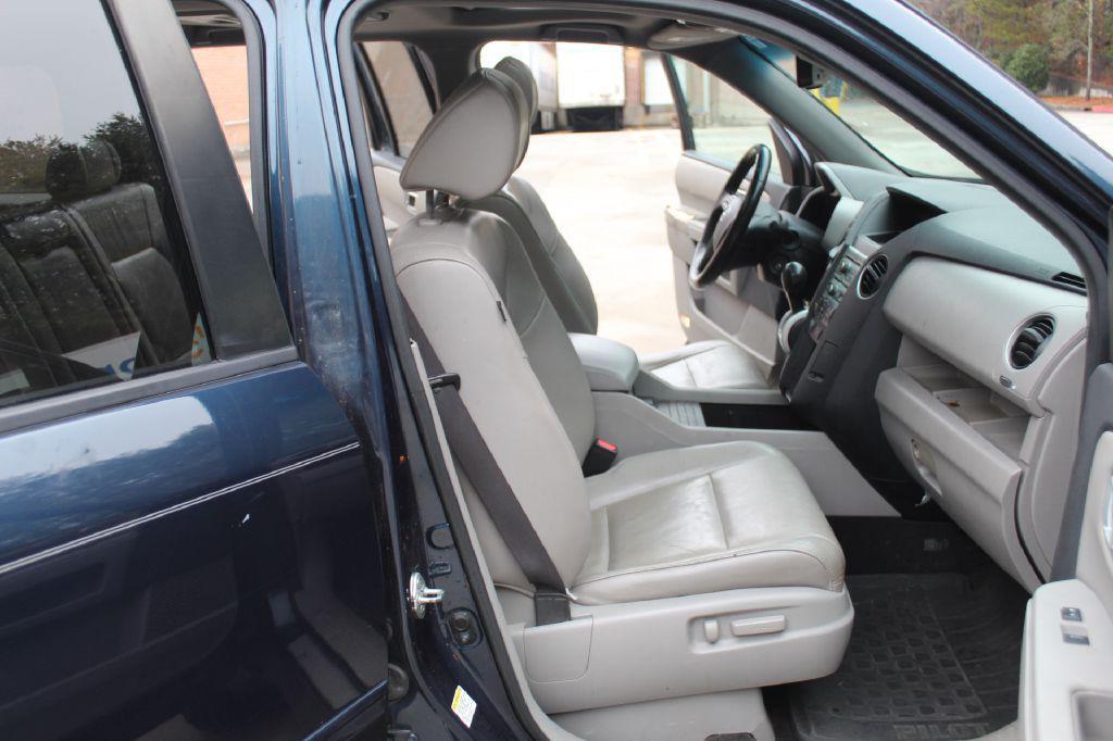 used 2011 Honda Pilot car, priced at $5,990