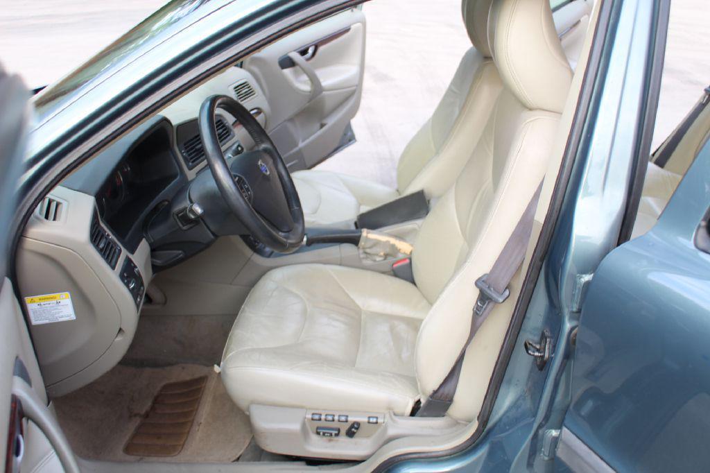 used 2004 Volvo S60 car, priced at $4,490
