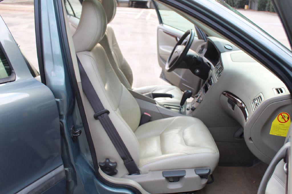 used 2004 Volvo S60 car, priced at $4,490