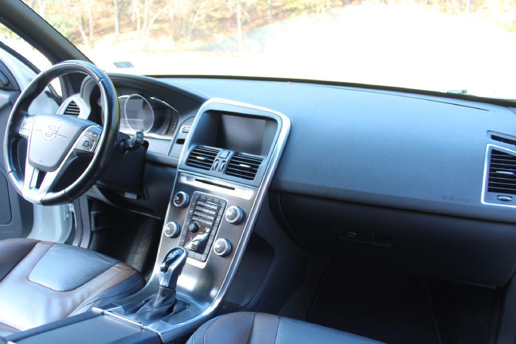 used 2015 Volvo XC60 car, priced at $7,990