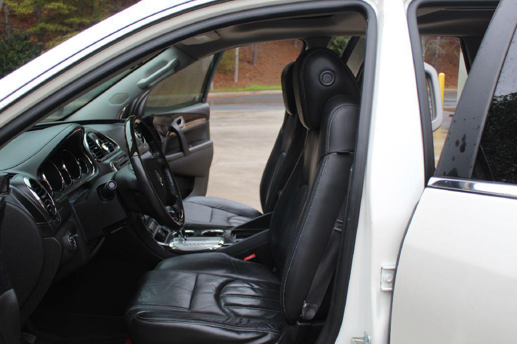 used 2015 Buick Enclave car, priced at $5,975