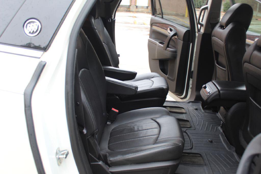 used 2015 Buick Enclave car, priced at $5,975