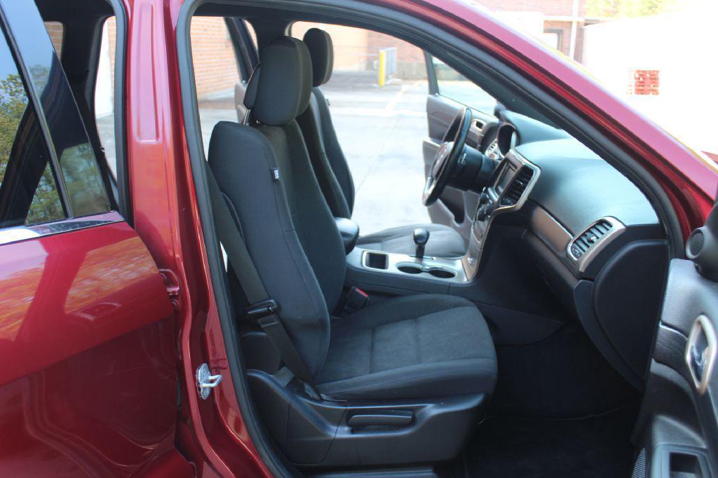 used 2014 Jeep Grand Cherokee car, priced at $7,990