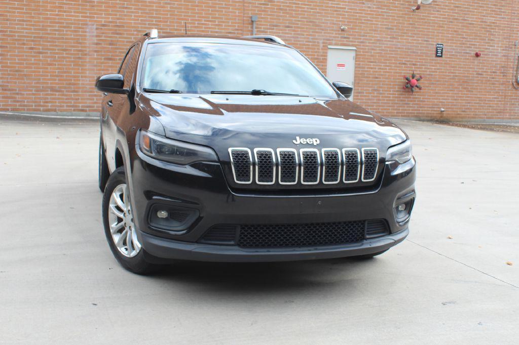 used 2019 Jeep Cherokee car, priced at $6,740