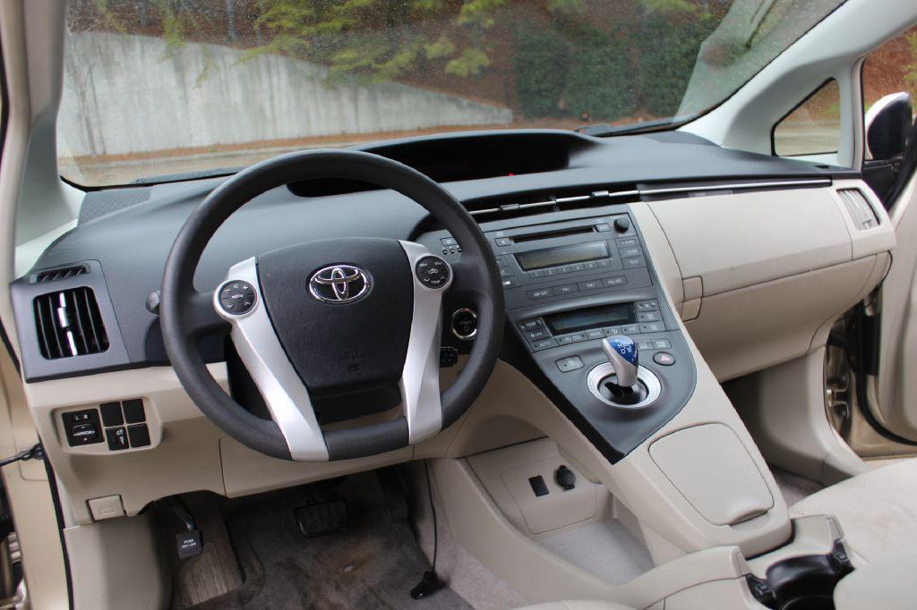 used 2010 Toyota Prius car, priced at $5,490