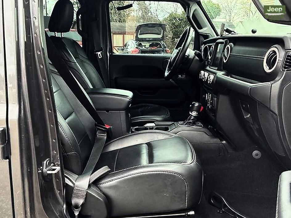 used 2018 Jeep Wrangler Unlimited car, priced at $25,995