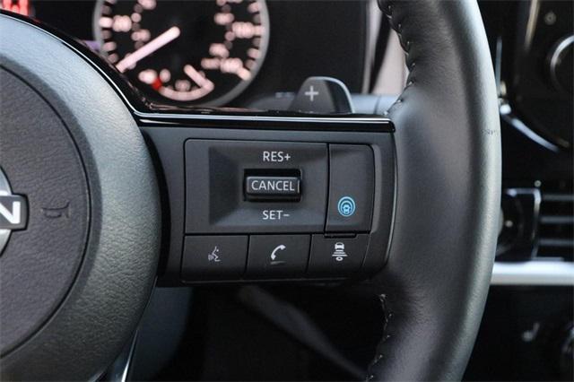 2024 Super Black Nissan Pathfinder
