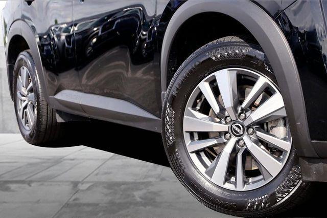used 2025 Nissan Pathfinder car, priced at $40,520