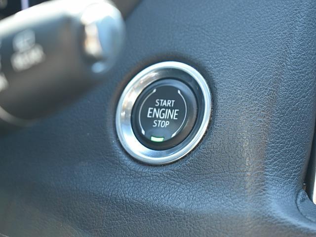 used 2021 Cadillac XT4 car, priced at $18,855