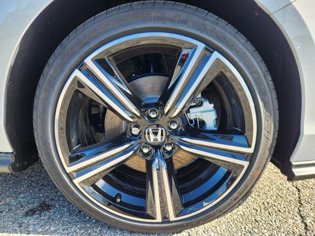 new 2025 Honda Accord Hybrid car, priced at $33,728