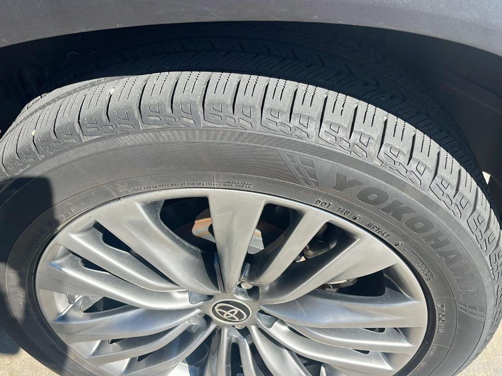 2021 Celestial Silver Metallic Toyota Highlander