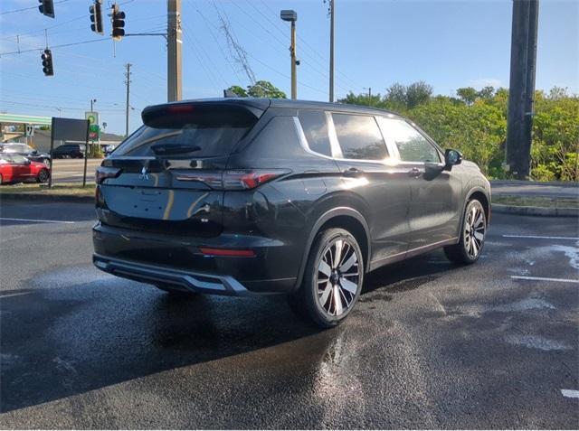 new 2025 Mitsubishi Outlander car, priced at $41,700