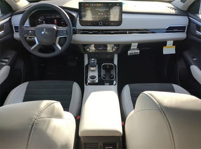 new 2025 Mitsubishi Outlander car, priced at $41,700