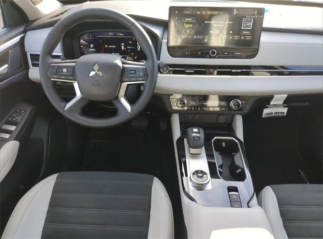 new 2025 Mitsubishi Outlander car, priced at $41,700
