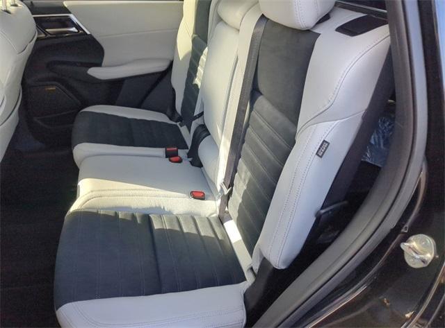 new 2025 Mitsubishi Outlander car, priced at $41,700