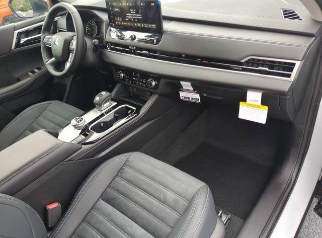 new 2026 Mitsubishi Outlander car, priced at $38,950