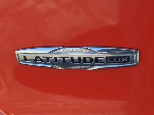 used 2021 Jeep Cherokee car, priced at $18,599