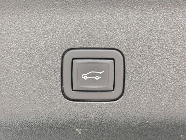 used 2024 Chevrolet Tahoe car, priced at $47,384