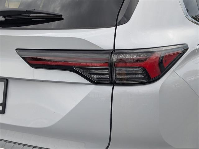 new 2026 Mitsubishi Outlander car, priced at $31,131