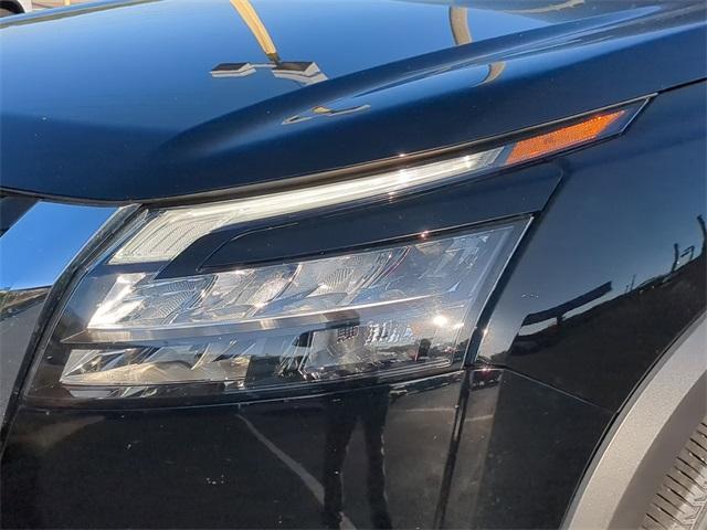 used 2024 Nissan Pathfinder car, priced at $24,070
