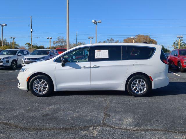 used 2024 Chrysler Pacifica car, priced at $24,249