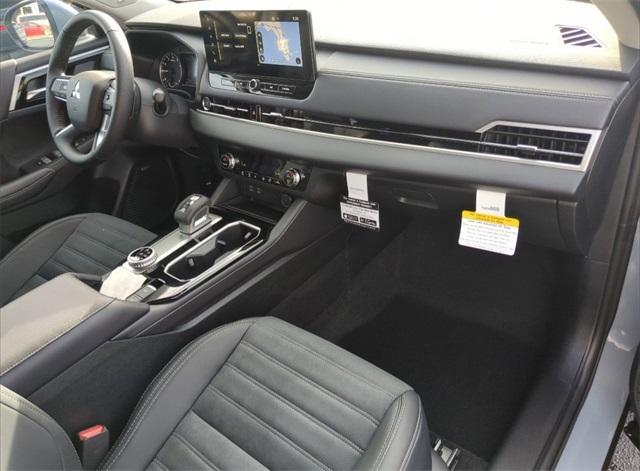 new 2025 Mitsubishi Outlander car, priced at $38,360