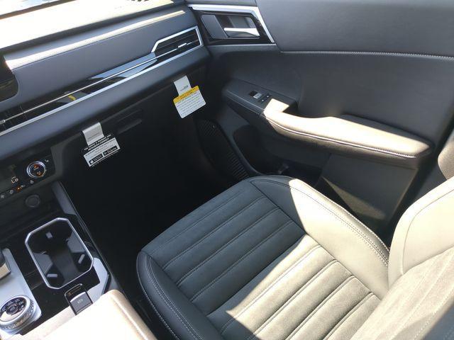 new 2026 Mitsubishi Outlander car, priced at $36,024