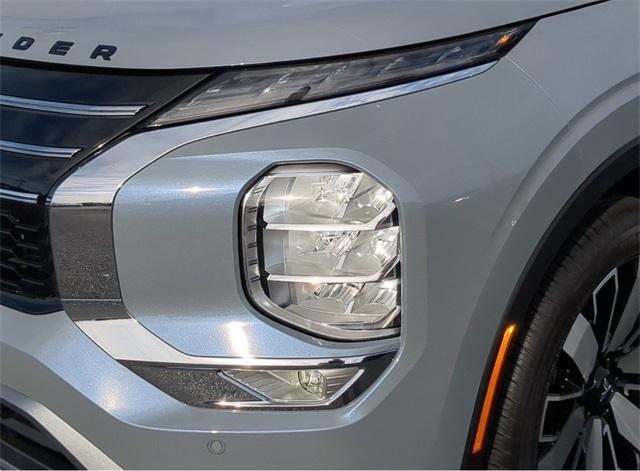 new 2025 Mitsubishi Outlander car, priced at $46,795