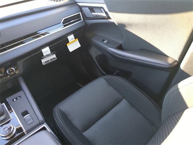 new 2025 Mitsubishi Outlander PHEV car, priced at $35,825