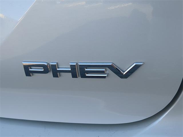 new 2025 Mitsubishi Outlander PHEV car, priced at $35,825