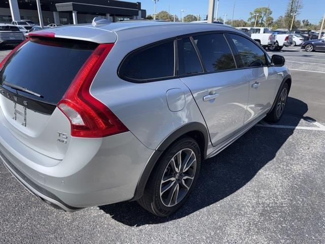used 2018 Volvo V60 Cross Country car, priced at $16,171