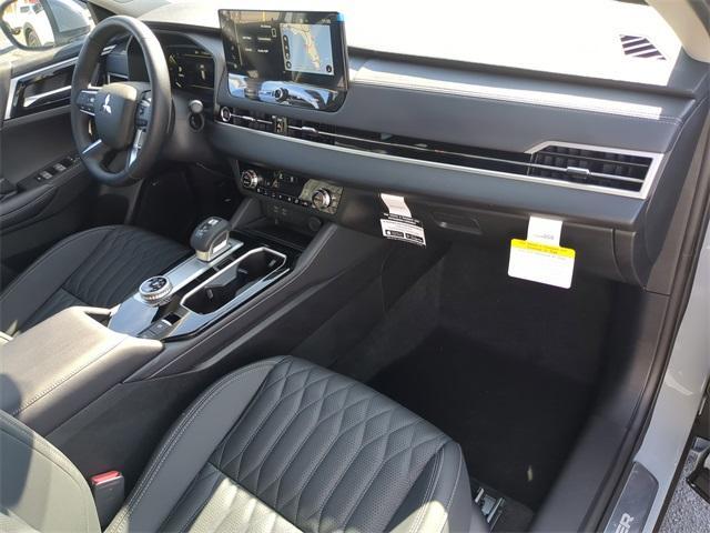 new 2026 Mitsubishi Outlander car, priced at $41,317