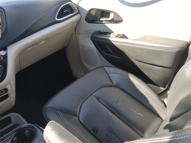 used 2024 Chrysler Pacifica car, priced at $23,516