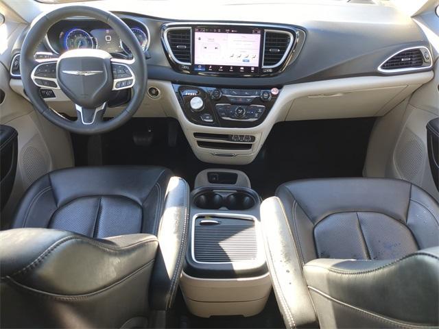 used 2024 Chrysler Pacifica car, priced at $23,516