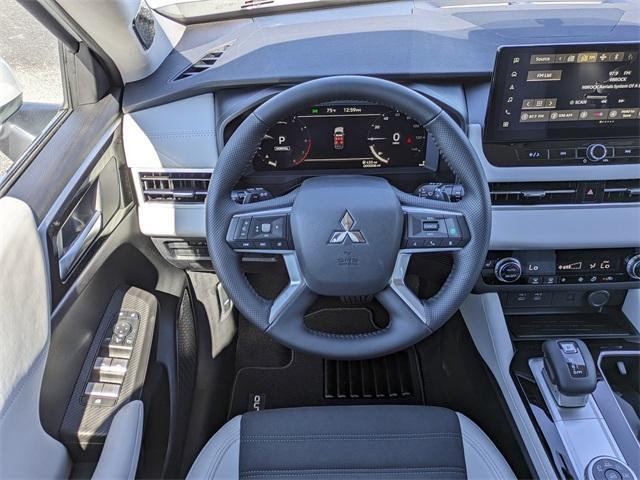 new 2025 Mitsubishi Outlander car, priced at $40,350