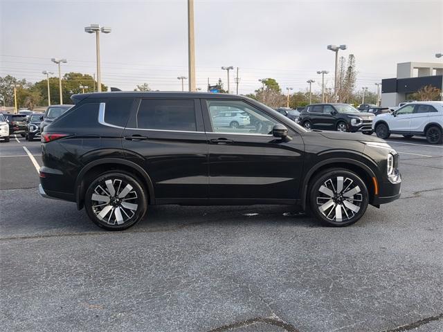 new 2025 Mitsubishi Outlander car, priced at $40,290