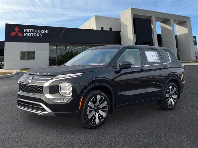 new 2025 Mitsubishi Outlander car, priced at $40,290