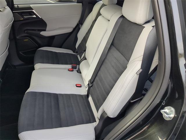 new 2025 Mitsubishi Outlander car, priced at $40,290