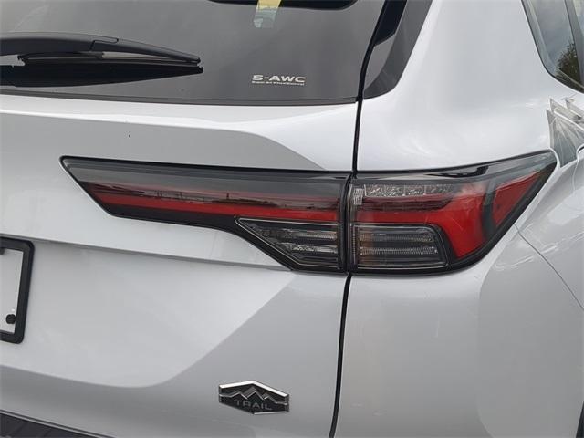 new 2026 Mitsubishi Outlander car, priced at $41,335