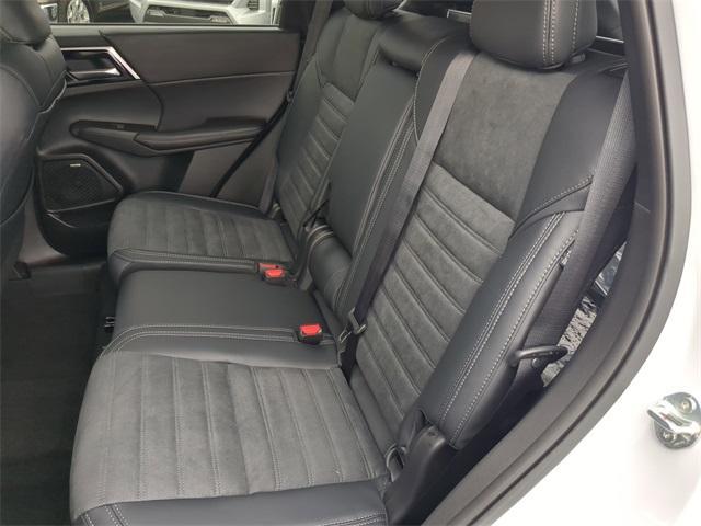 new 2026 Mitsubishi Outlander car, priced at $41,335