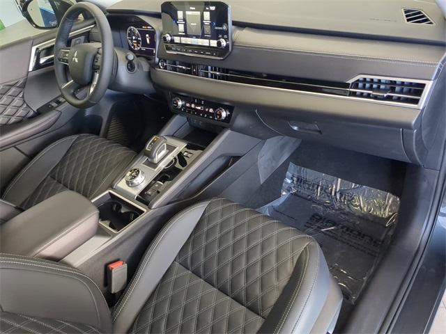 new 2025 Mitsubishi Outlander PHEV car, priced at $44,050