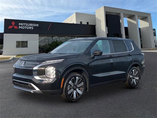 new 2025 Mitsubishi Outlander car, priced at $40,240