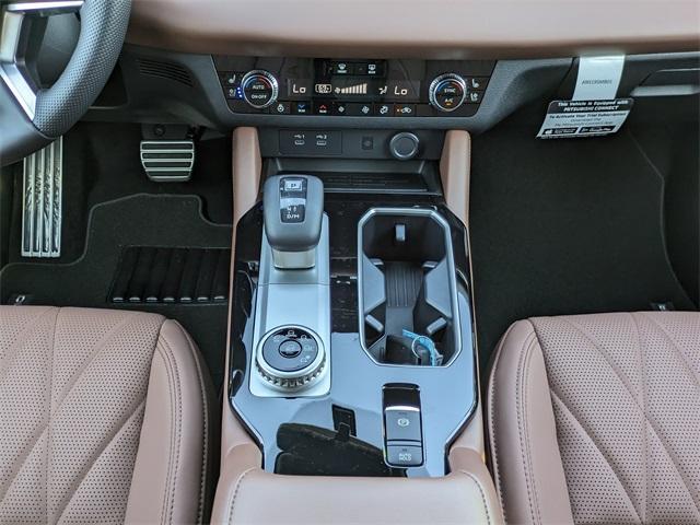 new 2025 Mitsubishi Outlander car, priced at $45,500