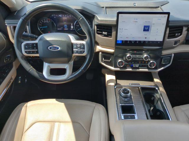 used 2024 Ford Expedition car, priced at $39,696