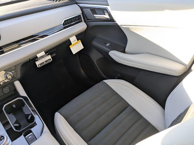 new 2026 Mitsubishi Outlander car, priced at $38,841