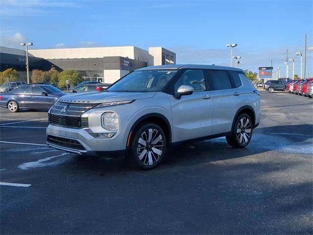 new 2025 Mitsubishi Outlander car, priced at $39,445