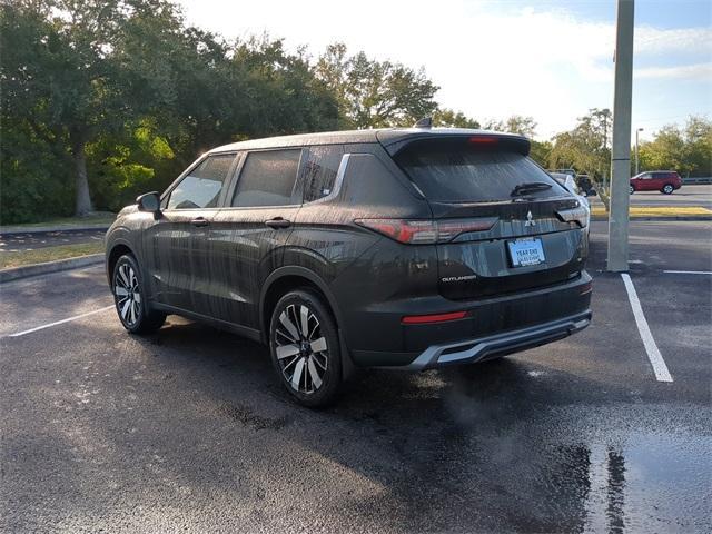 new 2025 Mitsubishi Outlander car, priced at $40,715